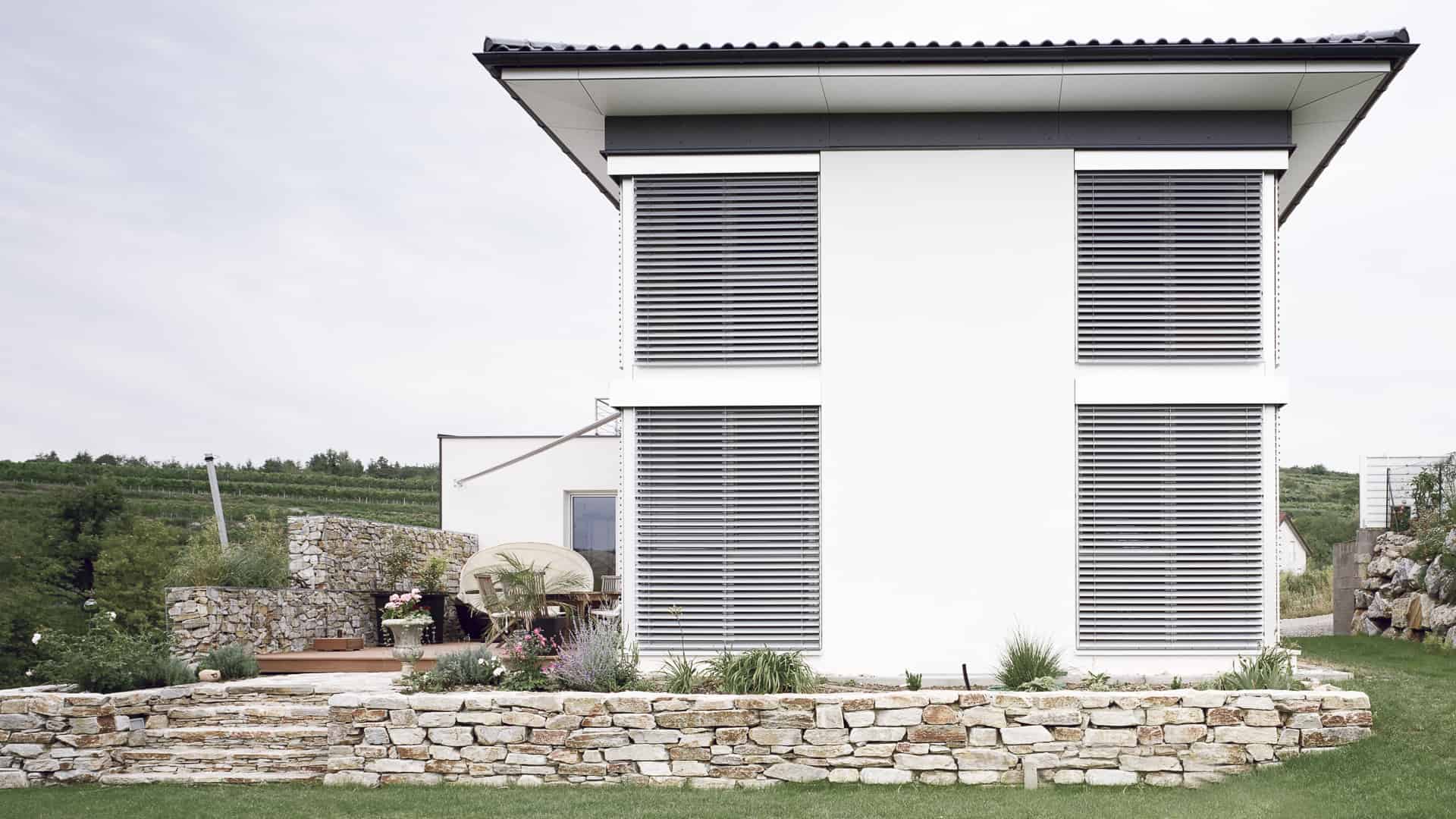 Haus J04